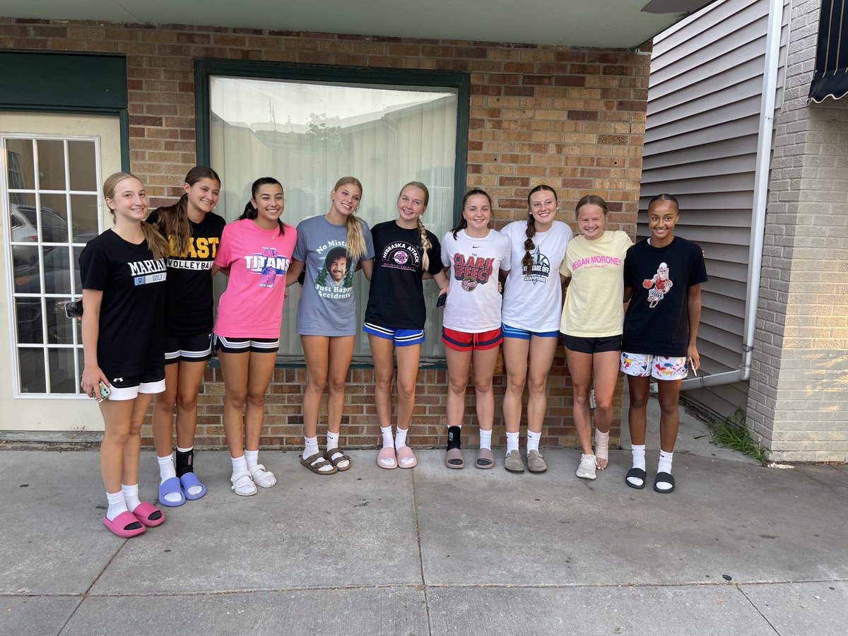NEAttackRiseSel's tweet photo. 15 Rise finished the year playing some of their best basketball of the season.

Tremendous heart, great attitudes and just an overall fantastic group of young ladies.

Good luck with your upcoming high school seasons!

#attackfam https://t.co/9sKsZiXfkG