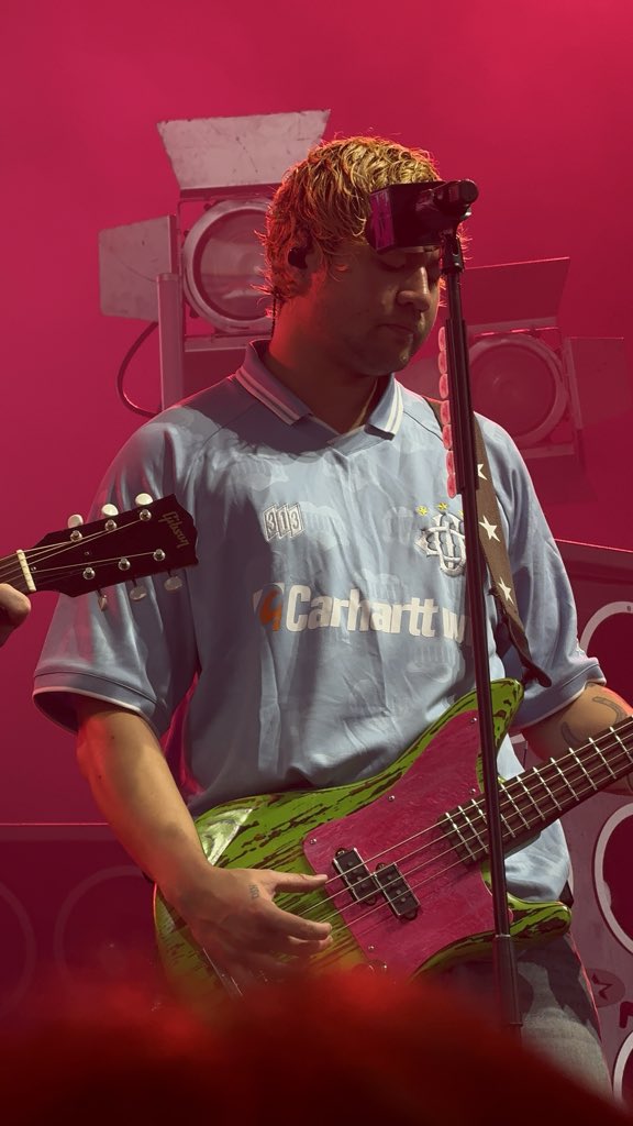 tearsfallinhrd's tweet photo. CALUM https://t.co/aHCUcKhgtV