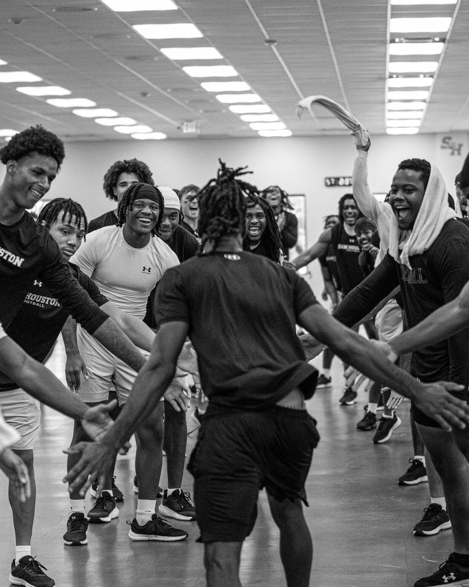 BearkatsFB's tweet photo. Brotherhood.

#EatEmUpKats https://t.co/COJa4QDb6P