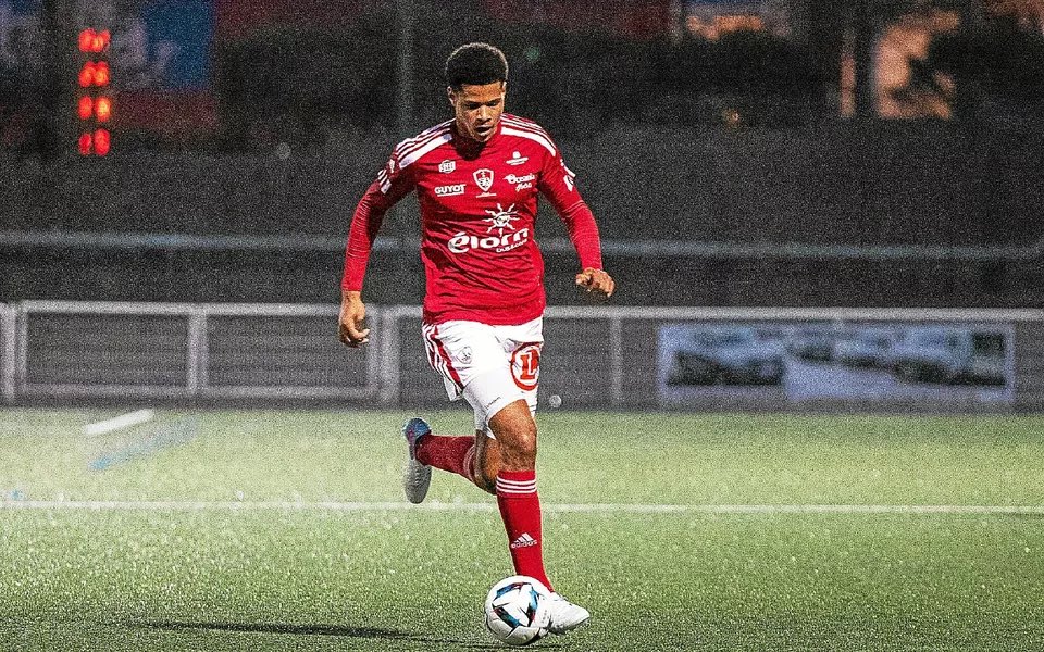 PLTransferWire's tweet photo. 🚨 Crystal Palace have reached an agreement with Brest to sign centre-back Raphaël Le Guen.

Source: Yahoo Sports

#CPFC #Brest https://t.co/mn3ab5dBmZ