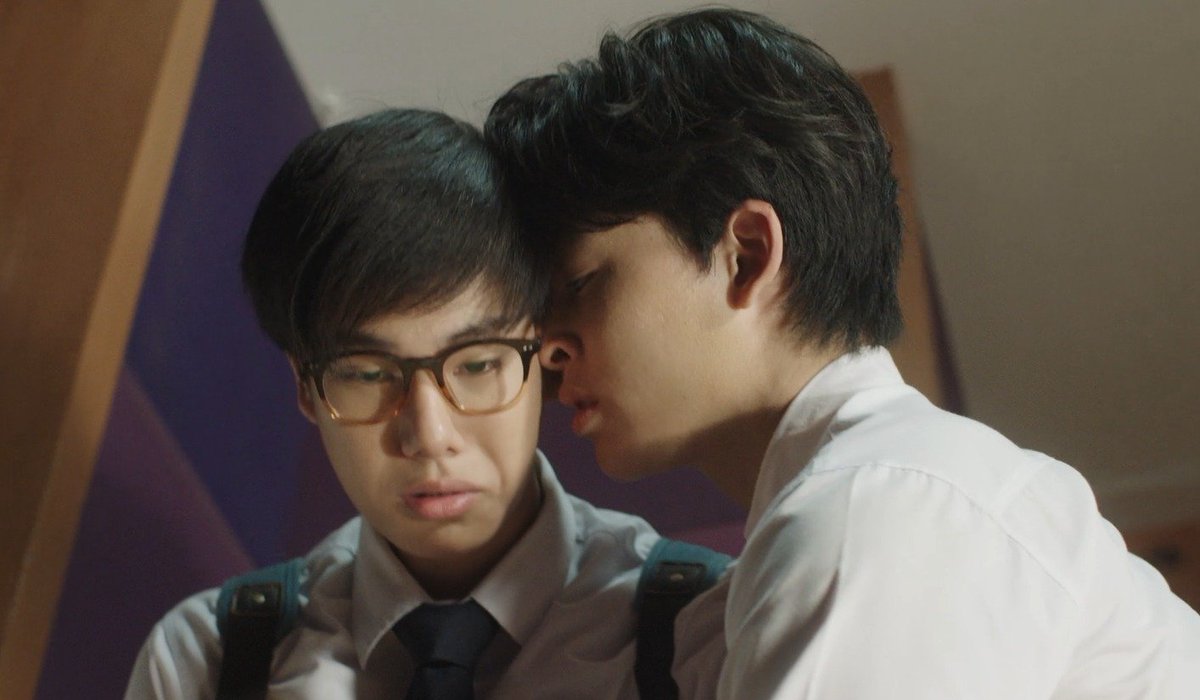 pondppphu's tweet photo. mork's nose brushing pi's ear in ep1 was insanity, actually https://t.co/lRogIybiv3