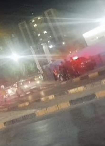 Ario1401's tweet photo. 🆘🆘🆘
In Alikhani Square in the city of Isfahan, the Islamic Republic government has installed scaffolding and brought a crane in the style of ISIS and is currently in the process of publicly murdering and executing three innocent young men named Abolfazl Sepahi, Alireza Sepahi, and Amirhossein Safari (who have not yet been executed), based on confessions extracted under torture related to the protests of January 8 and 9. The atmosphere in the area has become heavily securitized.

@marklevinshow 
@LauraLoomer 
@FoxNews 
@POTUS