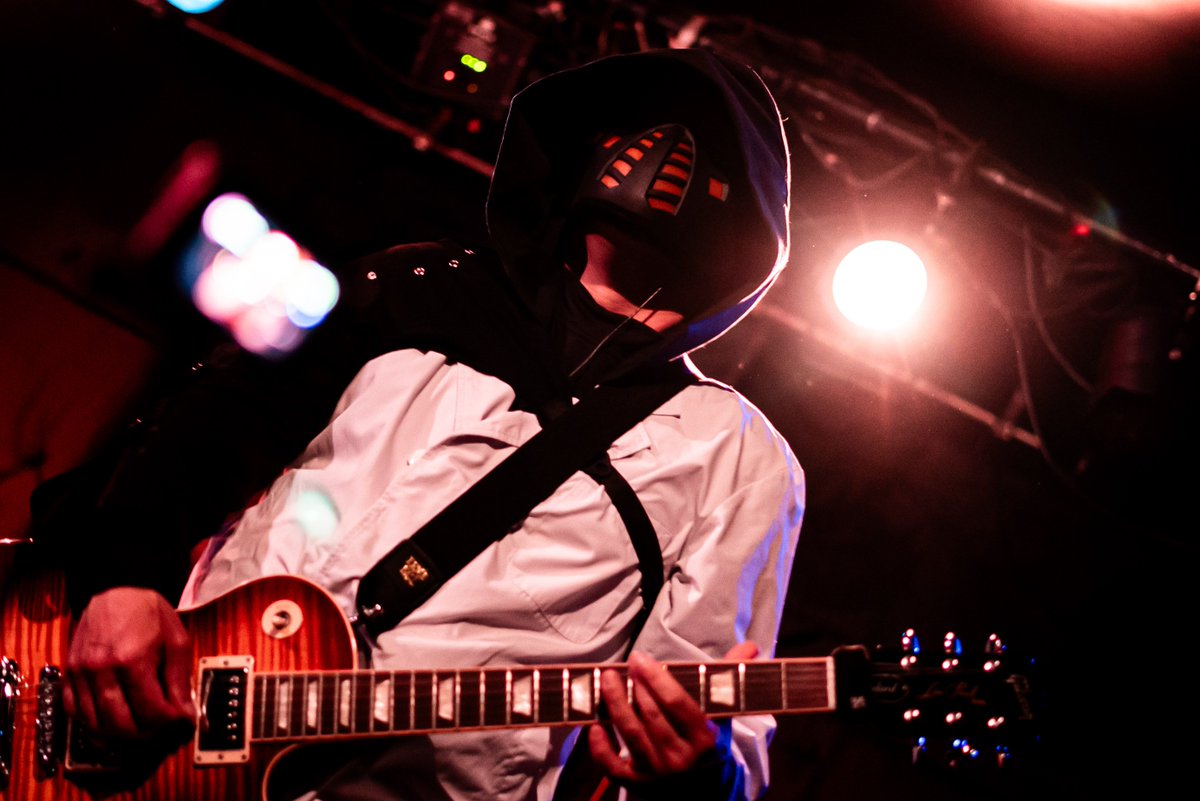 bouze9371's tweet photo. 2026.7.26 @長野the Venue
「LIVEJOY」
ムラヤマさん、いつもお誘い頂きありがとうございます！
中々に濃いイベントでした😊
#これソニーで撮りました
#zineb
#thelooseman
#bluemoon https://t.co/5SYDSmeWsI