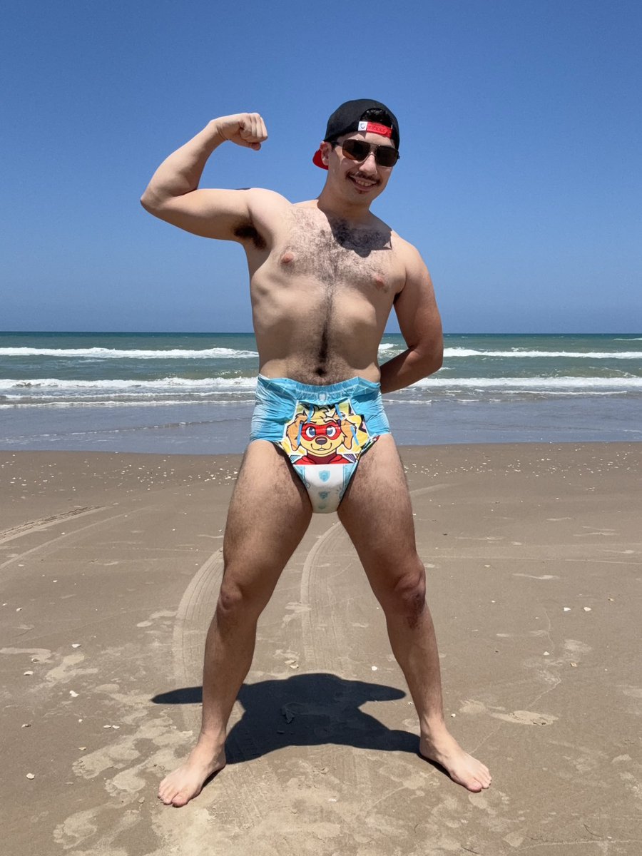 PurebredNeon's tweet photo. Diapers &amp; Beach go together like Puppy’s &amp; cuddles and got them all for you ;) 💪 @NorthShoreABDL #PackPals https://t.co/uy8YHfDEam