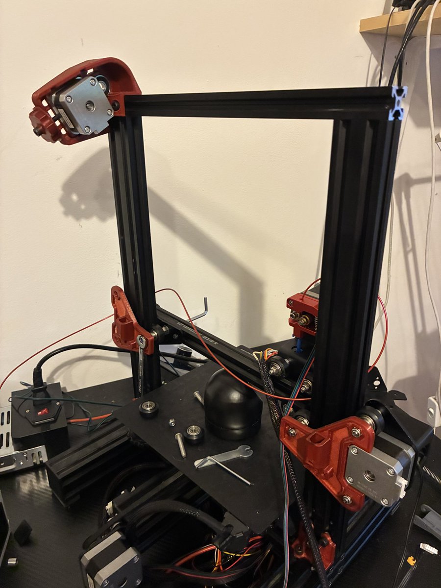 vsumpi's tweet photo. Ender 3 Pro, Single belted Z mod
Vegre elkezdodott https://t.co/LeMh2AYQD9