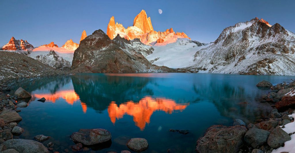 buffaCAT's tweet photo. @VKierkegaarde @ElEinsteinLibre la Patagonia: https://t.co/FxLZafM5hz