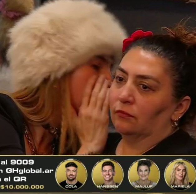 solzialove's tweet photo. pincoya: "viste como salto a defenderte weona tu eres una mujer intachable eres madre y jamás buscaste a ningún hombre no me gusta que te acusen así. en ese momento la cinzia y luana tendrían que haber hablado y no lo hicieron!!!
TE AMO PINCOYA LPM❤️‍🩹
#solcoya #GranHermano https://t.co/rRcKEYN8aQ