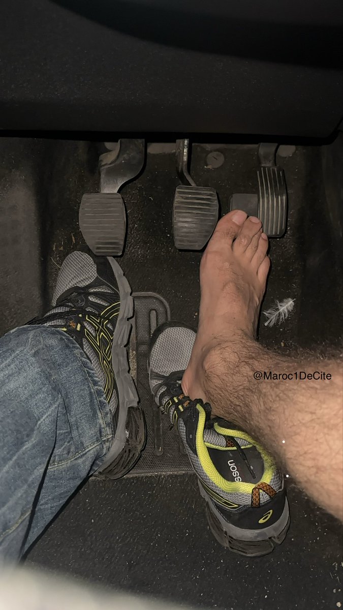 maroc1decite's tweet photo. Viens foutre ton salaire dans mes baskets sal soumis tu sers qu’à ça 👊🏼 Puissance Marocaine 💪🏼🇲🇦

#MNWO #soumis #pigeon #cashslave #moneyslave #findom https://t.co/hM0I7NgEUI