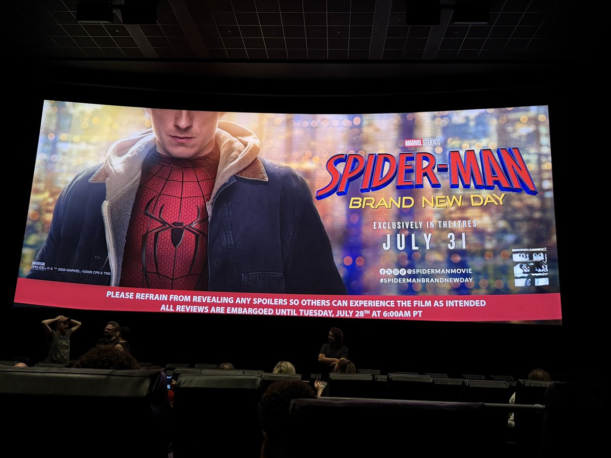 NextBestPicture's tweet photo. #NowWatching https://t.co/ulMFHSVLp6