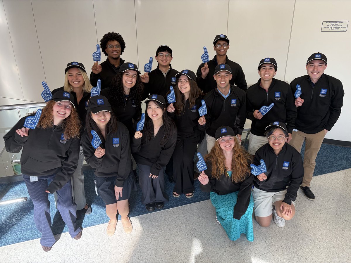 BCM_MSTP's tweet photo. So happy to welcome our new class today! Let’s go class of 2026!! https://t.co/Xq5hJ12NQI