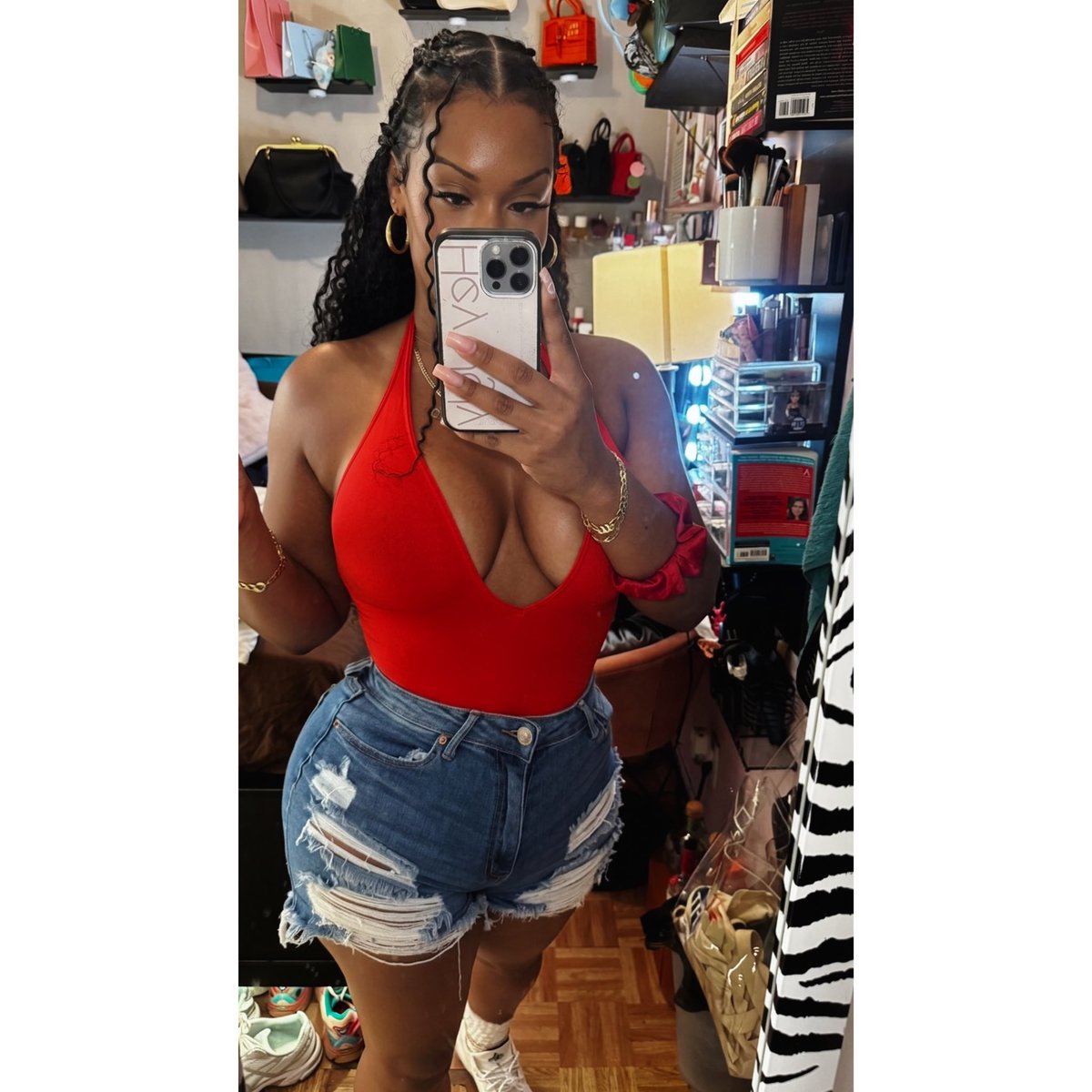 Empress_Emzz's tweet photo. 🇩🇴✨ https://t.co/5hV2fODaLW