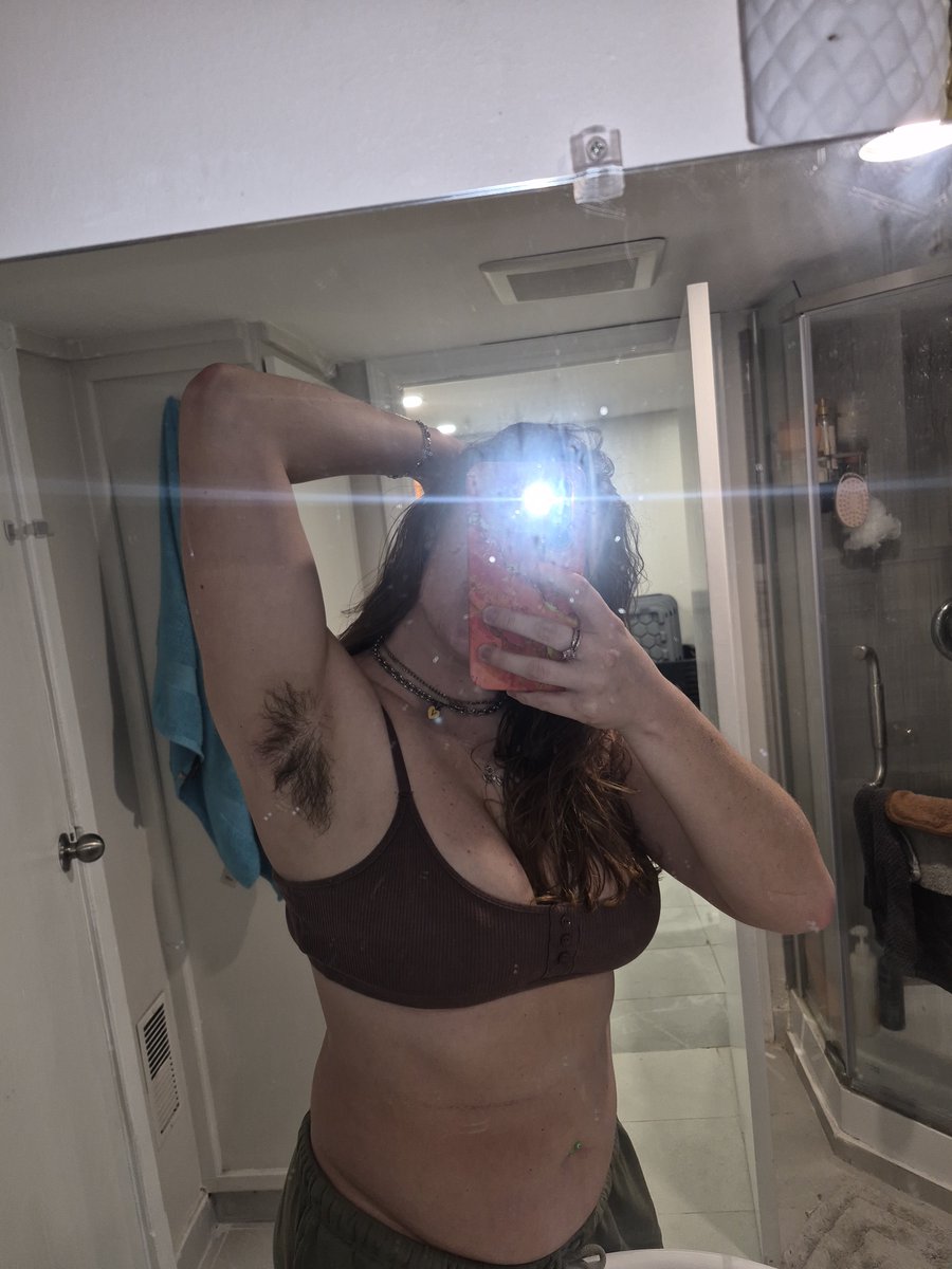 Daddy V 🖤 tweet media