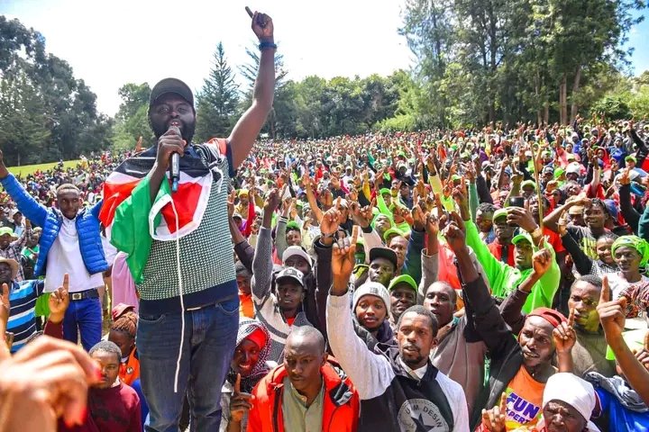 SwatEscort's tweet photo. Mugumo Day. 

An ordinary monday morning at my Mugumo Residence. 

We shall celebrate the olkalou win forever. https://t.co/KFwoIzaiNz