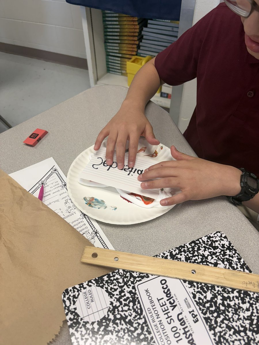 epalomares_SMS's tweet photo. Welcome back @Montwood_MS students! Creating name tags for the school year. #GreatnessGrowsHere https://t.co/9vWTQr0Qzl