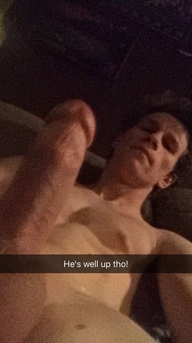 Dream18511's tweet photo. Late night 😴 I'm also up 🍆💦 
#snapchat # horny # perv https://t.co/px97C4co4j