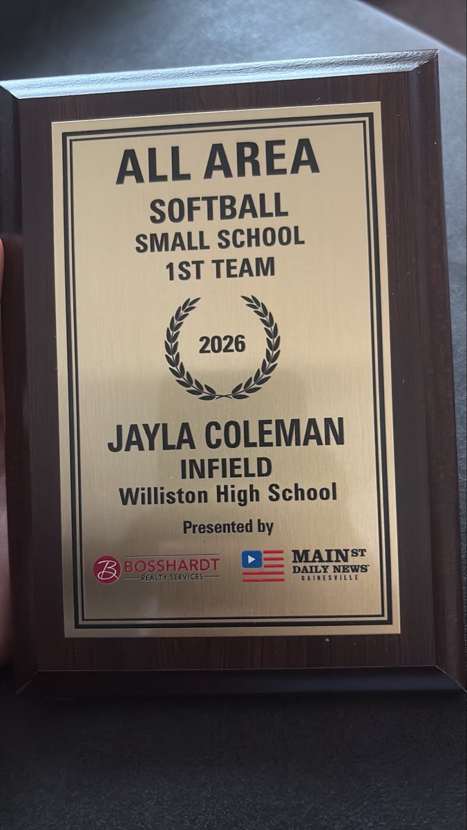 jfleezy5_'s tweet photo. Made 1st Team All Area Small School again for the Second year! #agtg @bbeall0628 @SoftbalAmerica @LineDsoftball @ExtraInningSB https://t.co/Fdn3F8yZrP