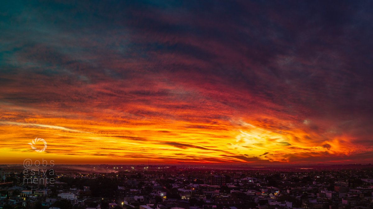 obsesivamente's tweet photo. Tirados de atardeceres los santafesinos. https://t.co/sc5aSigIFu