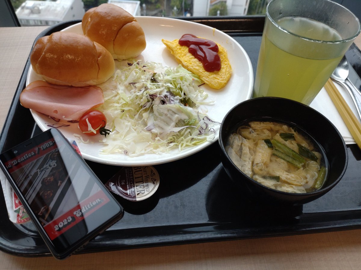 yuki_LiveToday's tweet photo. ふと思い立って、６年前のスマートフォンを引っ張り出して試行錯誤📲

#毎日朝食健康生活 https://t.co/FEhXFfPqxu