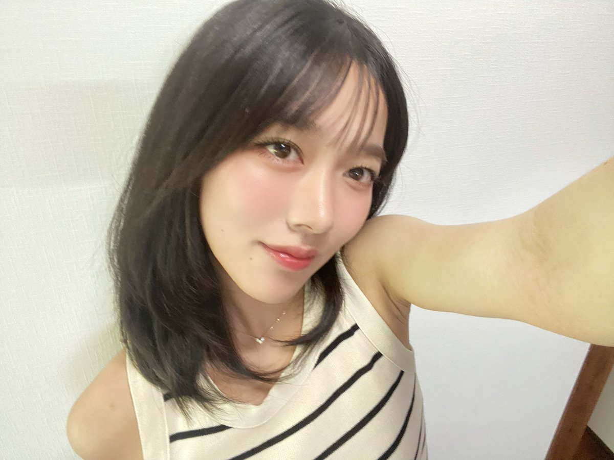 Yuriri_idol's tweet photo. おはようございます🌱

今日のお天気は晴れ☀️
こまめに水分補給してくださいね💧

まだまだ火曜日！がんばろー( ･ㅂ･)و ̑̑

今日もいってらっしゃい☺️

#入栖予報
#アイドル https://t.co/lqEF2q9U2m