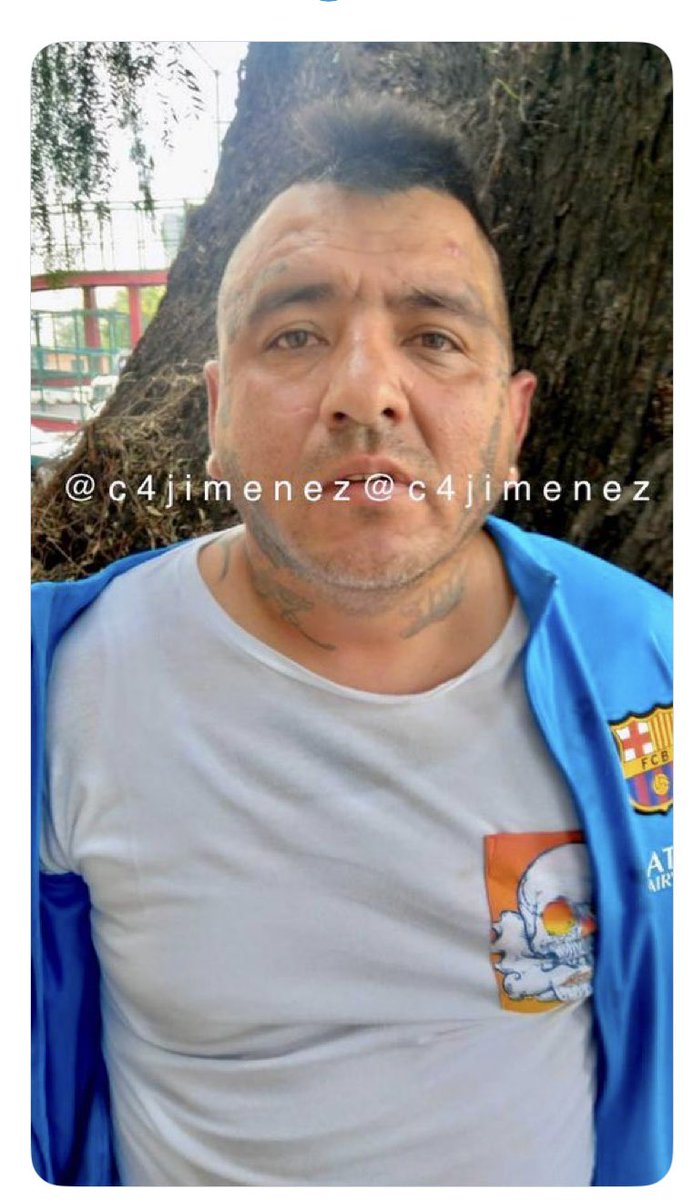 c4jimenez's tweet photo. YA LE TOCABA!
MATAN a UNO de los HERRERA SEGURA
Ahí quedó muerto Edgar Iván Herrera Segura a El Valentín 
Es tío de los cabecillas de La Unión.
Estuvo preso unas 5 veces.
Así exhibimos algunas.
Extorsionaba, baleaba, torturaba…
Hoy andaba por @HistoricoCdmx cuando lo tirotearon.
Ya se 💀
Hay otro herido.
@SSC_CDMX y @FiscaliaCDMX indagan.

El caso #C4EnAlerta