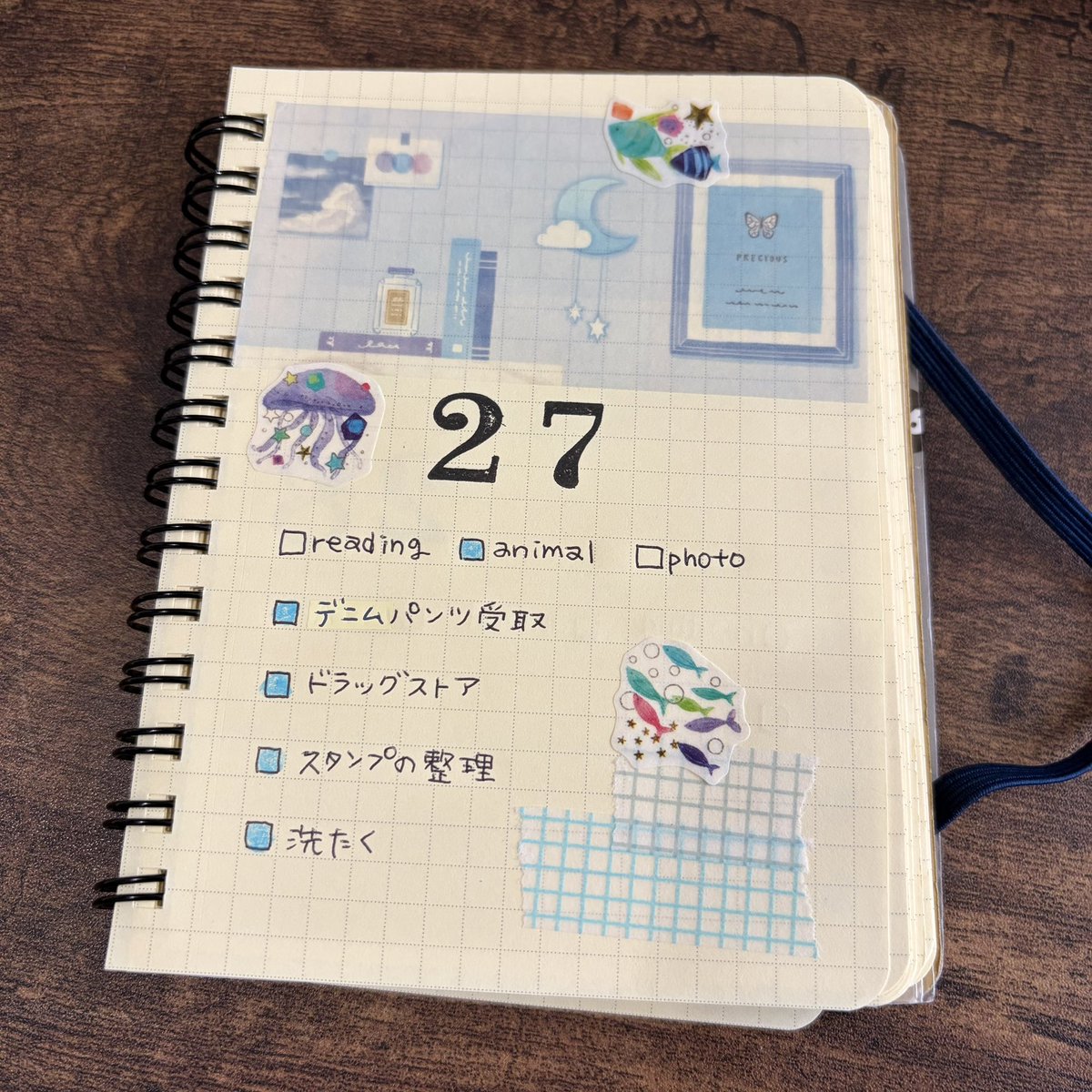 broccoli2930's tweet photo. スタンプ収納を新しくしたけど収まりきれてなく、、物量…… https://t.co/8D4YyPahzM