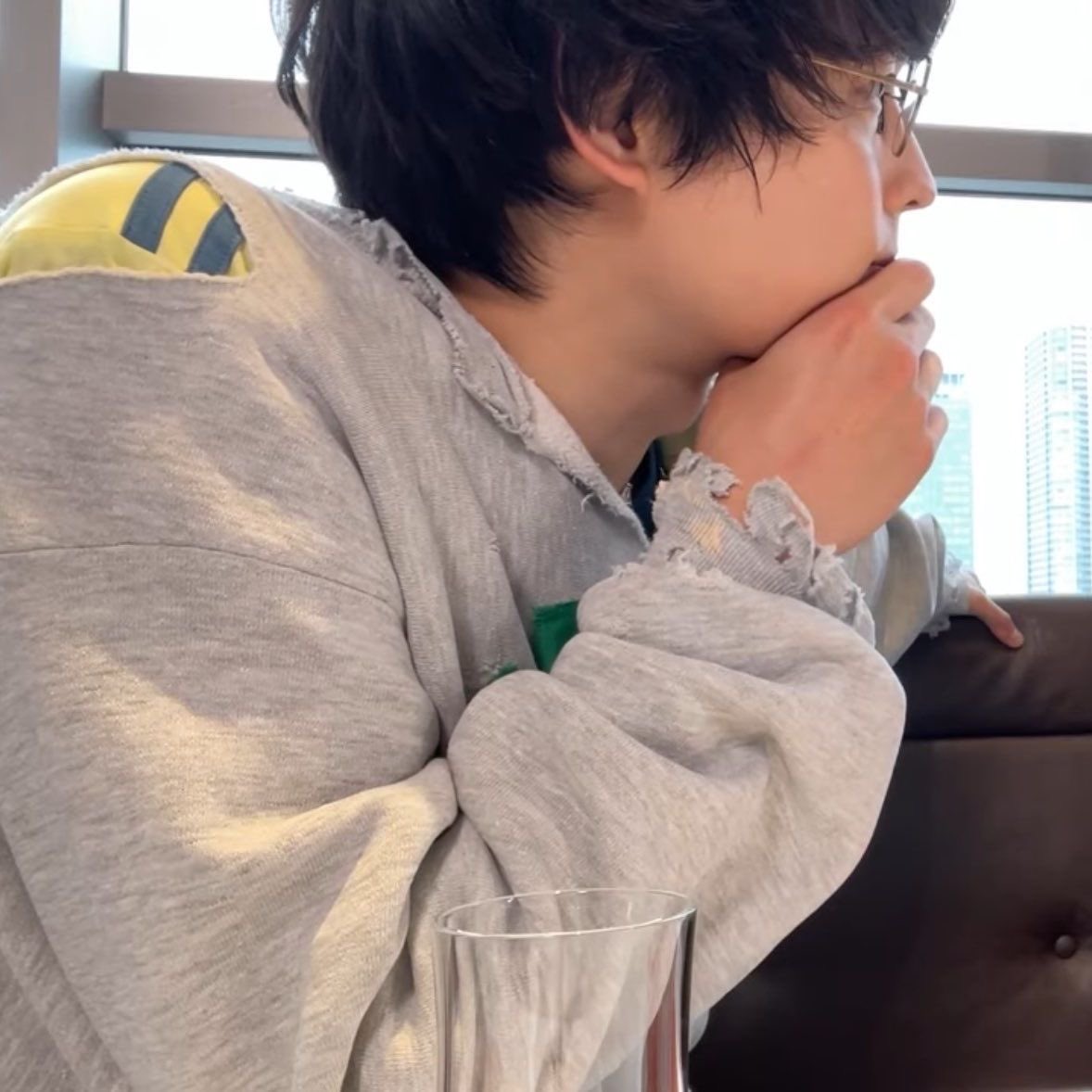 runeruneneh's tweet photo. #好きな横顔 https://t.co/opdQaogrv3