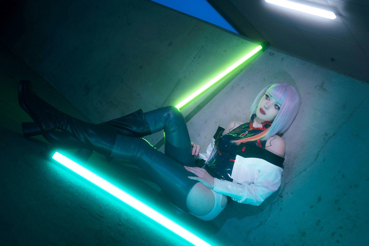 ruhnene's tweet photo. My Lucy from Cyberpunk Edgerunners cosplay ✨ #cyberpunkedgerunners https://t.co/EvBDfvAWyo