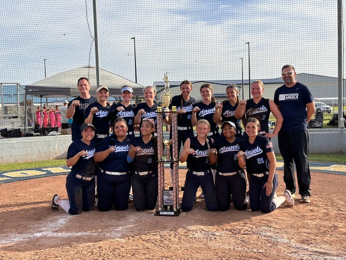 AylaK2027's tweet photo. Took home this HUGE 2nd place trophy at the USSSA National Championship in AL! Had a great time with the team this weekend and excited to keep the momentum going into Waukesha this week!! https://t.co/HQZdIbf6dP