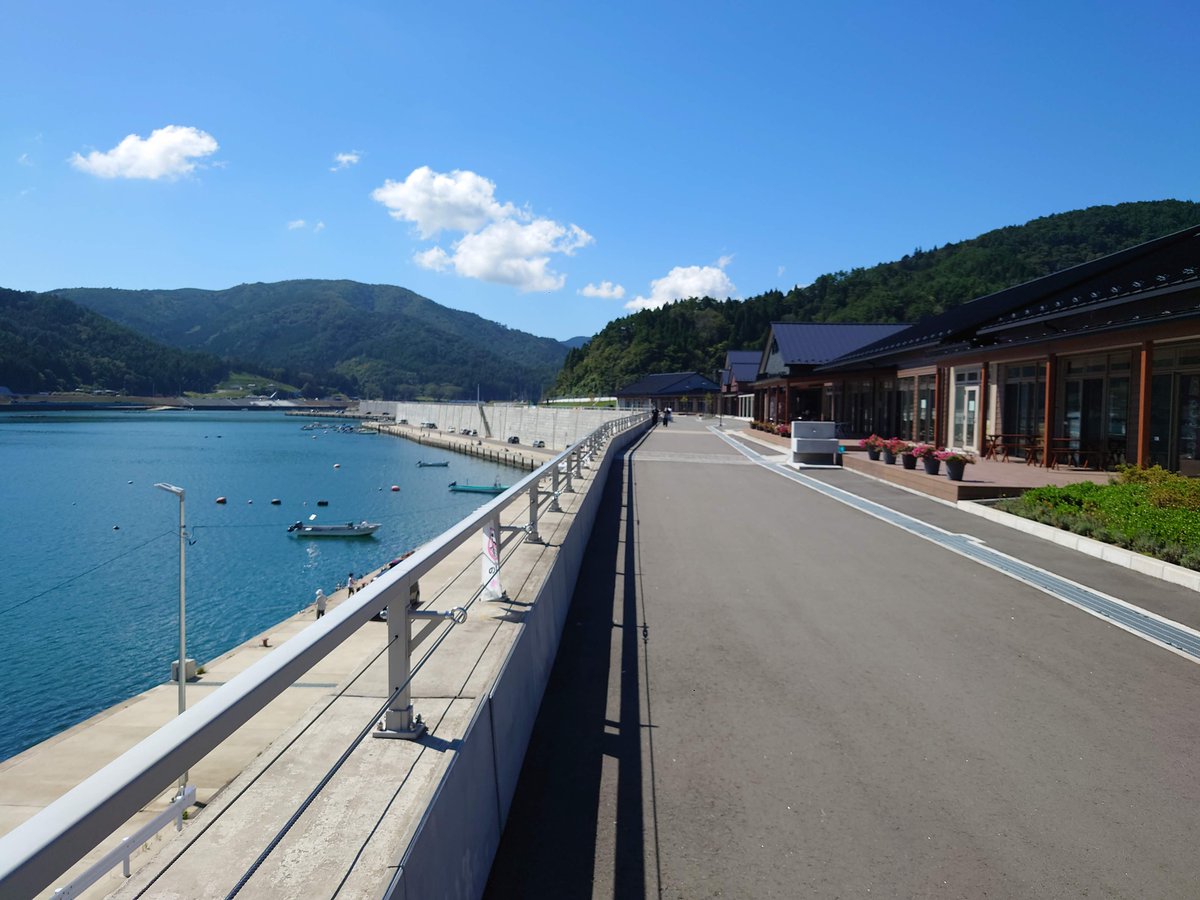 dynam_00359's tweet photo. おはようございます！
副店長のF島です😀

先日、地元の宮城県石巻市に用事が出来て、
久しぶりに帰省しました✈️✈️

海を見ると、「帰ってきたなぁ」と心が落ち着く。

たまに帰省するのも悪くないですね😌

＃ダイナム
＃岐阜ダイナム https://t.co/QfvCj4fqtP