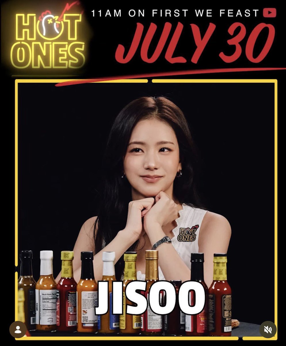BLACKPINKBRASIL's tweet photo. Jisoo filmou o episódio do “Hot Ones” enquanto estava em Nova York para o Met Gala, em maio. 

#JISOO #BLACKPINK https://t.co/KtJNfBEdCs