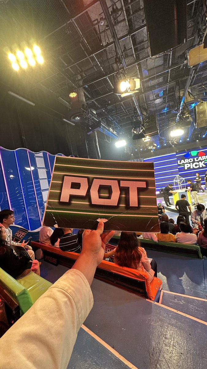 anselmojeffrey's tweet photo. Wassup Madlang People 🤘🏻 https://t.co/8luAJEWMUk