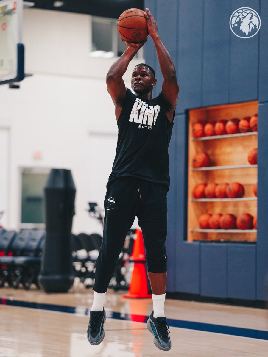 Timberwolves's tweet photo. H I M. https://t.co/disn4y8oJd