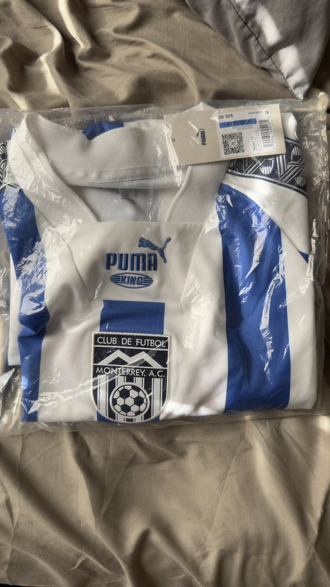 RolydeLeon's tweet photo. Ya me llegó esta belleza… @Rayados https://t.co/TbKE6XN80F