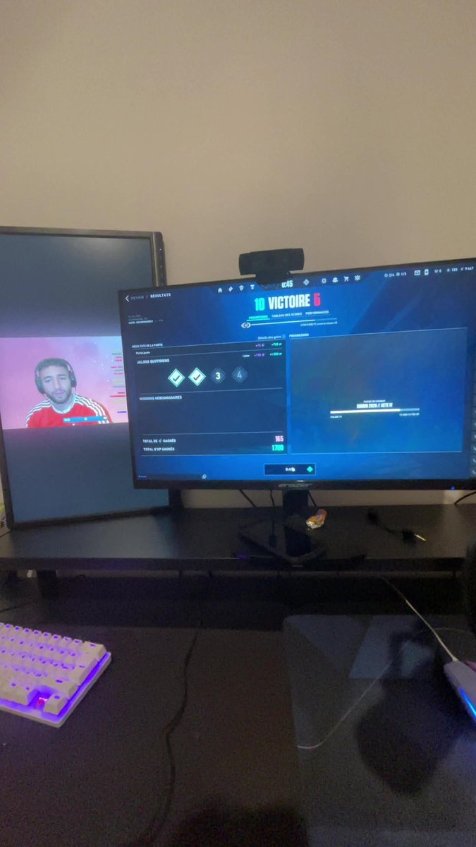 NailDoBrazil's tweet photo. @Nomadiane j'y ai installé un setup🙏 https://t.co/pYTthMapw3