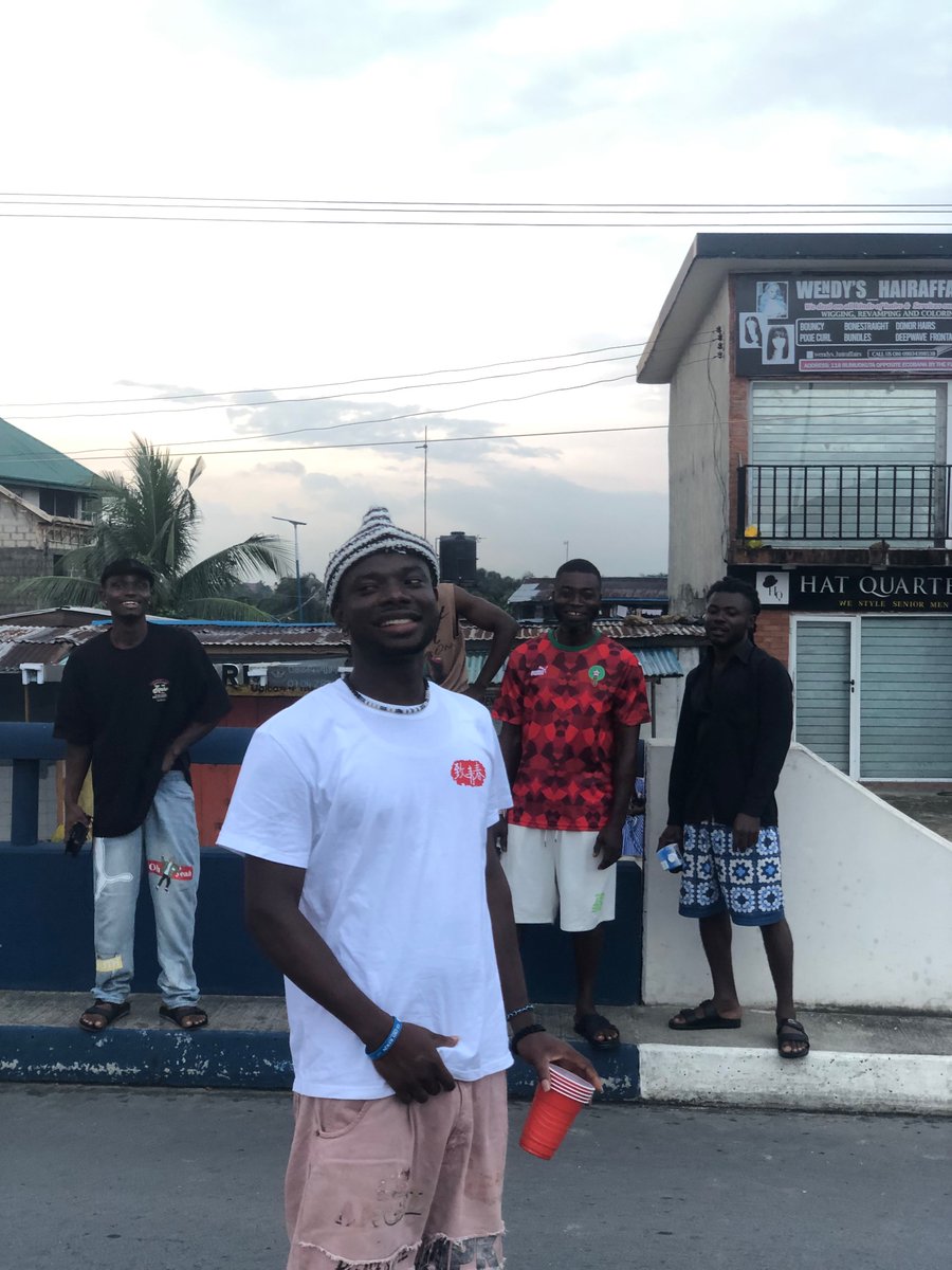 ahdayboy's tweet photo. Street photo with my 
DAWGS☦️
#Ahday https://t.co/71Ix7eHYB6