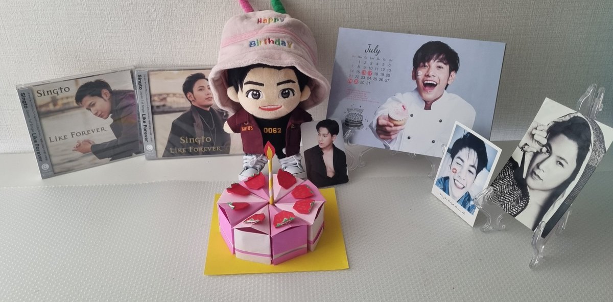 lovesingto14's tweet photo. 우리 싱토왕자님의 생일을 진심으로 축하해요~🥳🥳🥳 오늘 하루 그 누구보다 행복하고 즐겁게 보내고, 우리 싱토왕자님이 바라는 소원 모두 이뤄지고, 앞으로도 꽃길만 밟길 바랄게요~🙏🥰 우리 싱토왕자님을 영원히 응원하고 좋아할게요~🥰🦁 💛🫶

#SingtoBD2026
#SingtoPrachaya 
@stjinx_maya https://t.co/SzS5lTUwbz