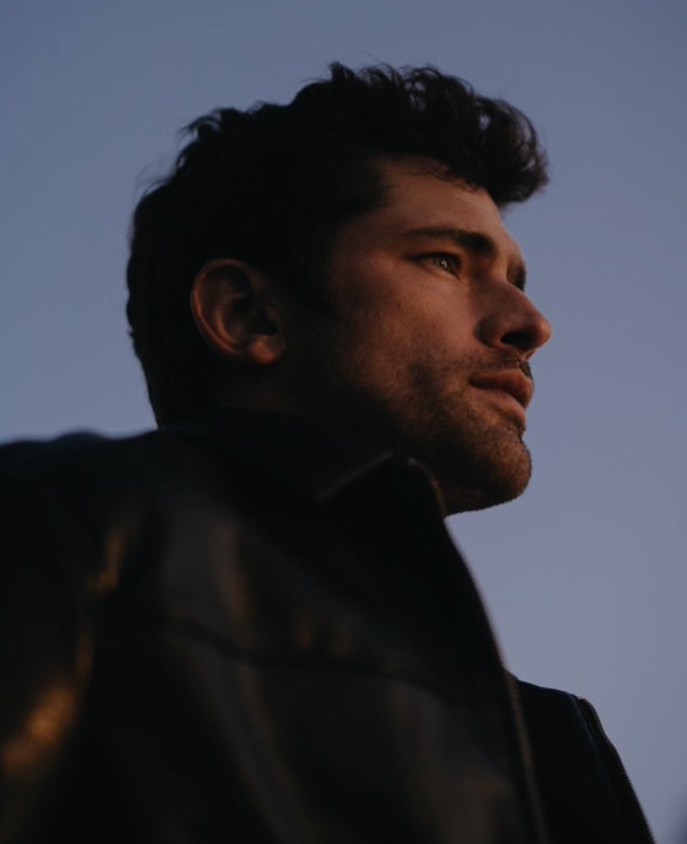 entrepaginasray's tweet photo. O elenco de Rose Hill foi anunciado pela Amazon Prime Video e eu já estou completamente rendida, porque o nosso Bilionário Mais Sexy do Mundo, Ford Grant Jr. , ficou exatamente do jeitinho que eu imaginava. https://t.co/sYMLnP1J79