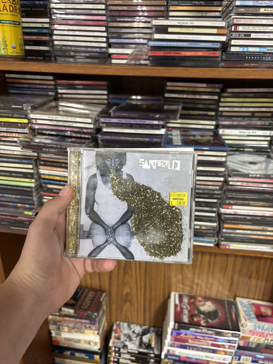 benjigenic's tweet photo. Insane grail found at the thrift https://t.co/gFF7OpXDu2