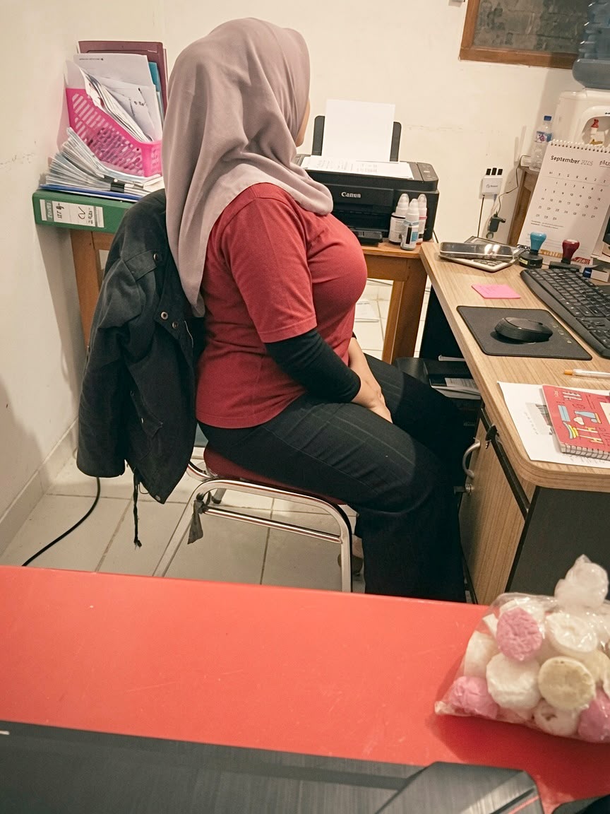 sopodito's tweet photo. mantep bener ni mba anni calon calon binor nakal 🤤
#annimuyassaroh # hijabbugil #bugil #binor #viral #yogyakarta #tobrut https://t.co/ShWYDHZWmy