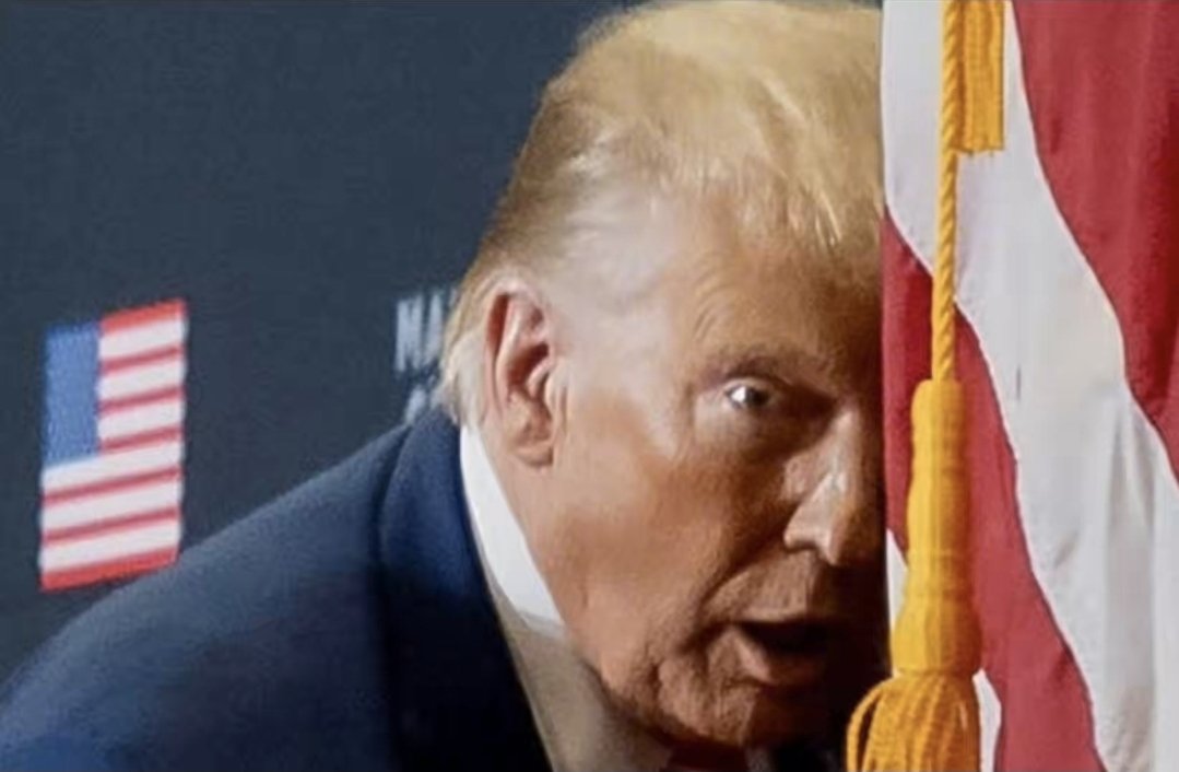 SonniTx's tweet photo. ⚠️Lo que está pasando en América Latina debería preocuparnos a todos. 
La injerencia de EE. UU. en la región es cada vez más evidente, y aún faltan dos años de Trump en el poder. 

El mundo peligra con un loco así. 🌎 https://t.co/rDD0iL1rF3