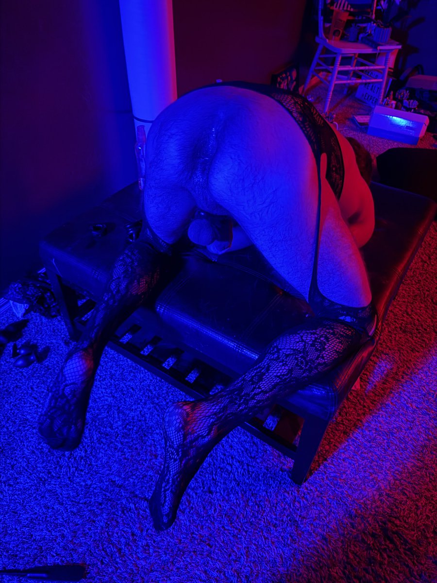 kinkdaddyokc's tweet photo. This is the second time this straight boy hit me up. “Daddy please turn me into your good little f*g. I’ll do anything you tell me.” I was happy to oblige. https://t.co/wCcCyVJMRt