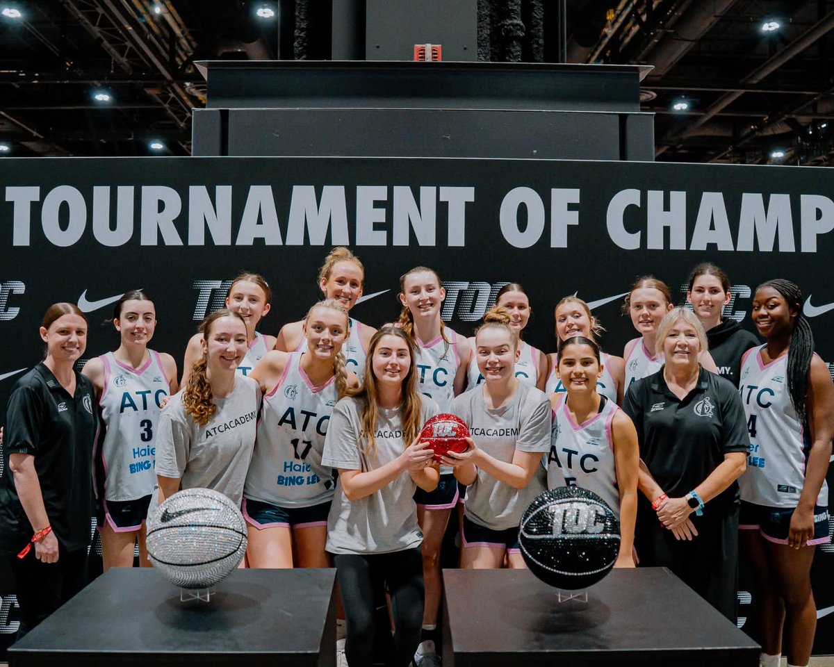 SiennaStone08's tweet photo. Well that's a wrap of our Nike Tournament!
Our team didn't come away with the Championship win but our sister team did🏆. We had never met or played with each other before meeting in Sydney before flying out to the USA. So this was an amazing achievement to group and gel like we all did, Thankful to our 2 amazing  coaches and team manager we couldn't have done it without you, pushed us through our comfort zones and challenged us. So thankful for this opportunity to compete and have college coaches watch and evaluate my games,Thank you!. Friendships forever! 🏀🏀#17 @ATCACADEMYAUS