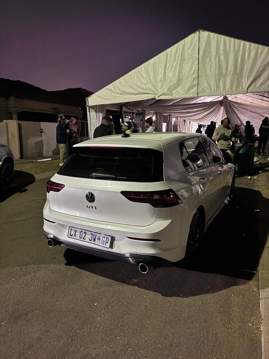 sandilekunene__'s tweet photo. 🙇🏾‍♂️ https://t.co/PAxC2BcDA0