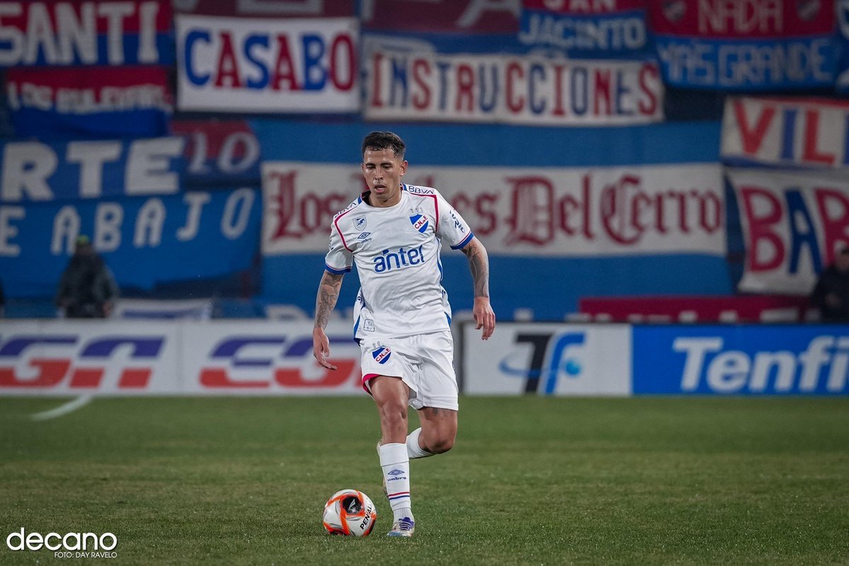 decanocom's tweet photo. 💬 "¿Cuántos quedan del equipo campeón? En este período se sacó a gente que era pilar en el plantel y no se ha encontrado un remplazo"

💬 "Millán y Oliva eran jugadores claves"

📺 ARISMENDI para #DecanoTV EN VIVO
👉 https://t.co/Mw9fr28oiy https://t.co/T6xY6s0IH2