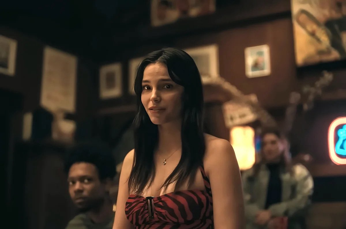Popssyy1's tweet photo. The Hansel &amp; Gretel story Nikki tells at the party isn’t random.
She used to see Bear as a little brother.
The twisted version is the real Nikki trying to tell everyone that this new love is wrong #Obsession https://t.co/5ANGY1GaT9