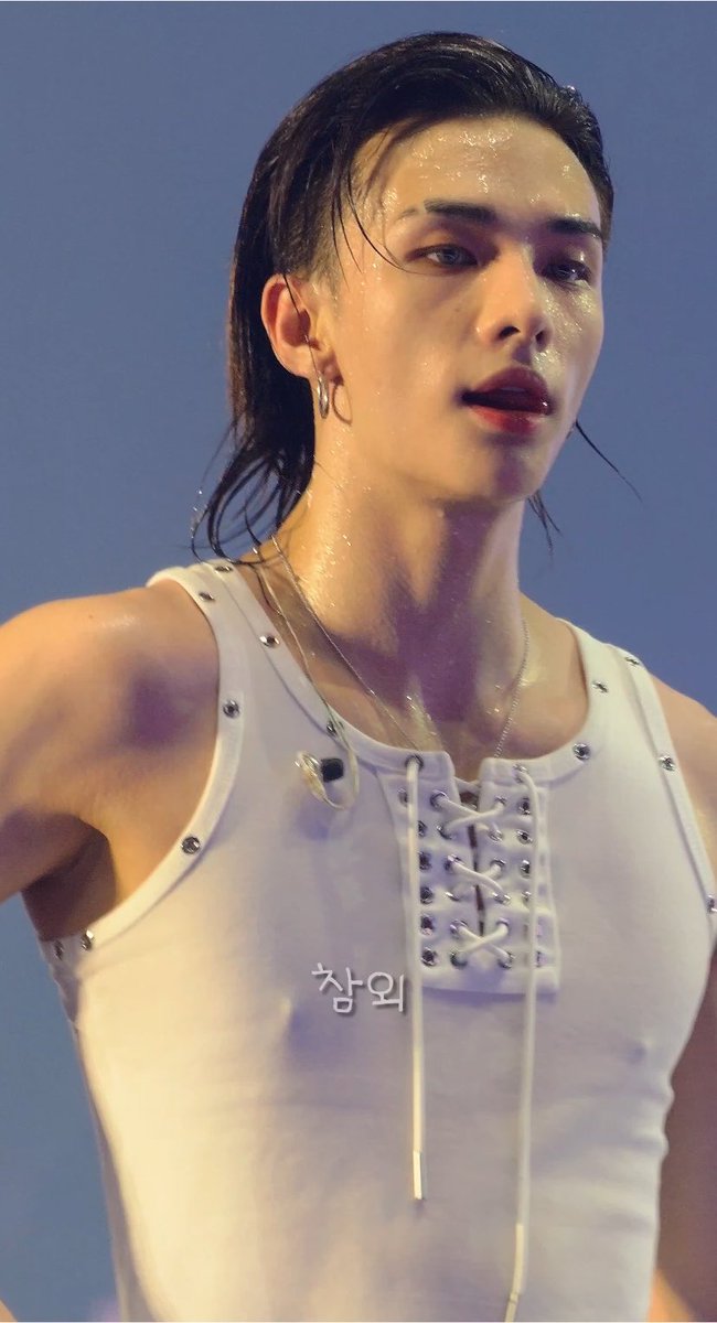 hyunkitte tweet picture