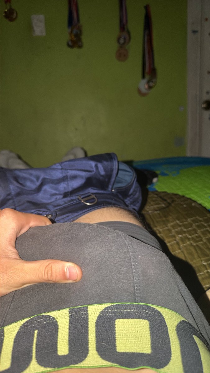 SebastianR44114's tweet photo. alguna al dm👀👅 https://t.co/XJewCqsZgE