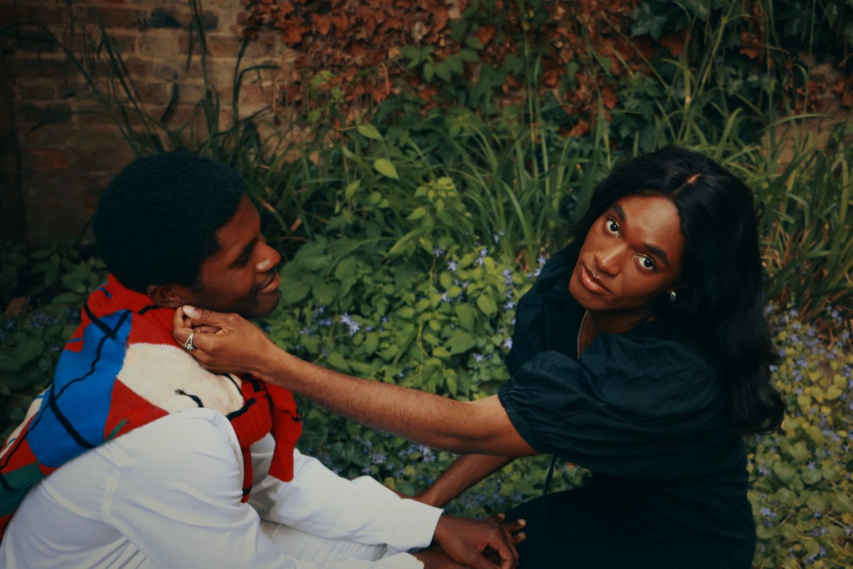 KentOkwesa's tweet photo. To be young black queer and in love. https://t.co/tmyBNK2btI