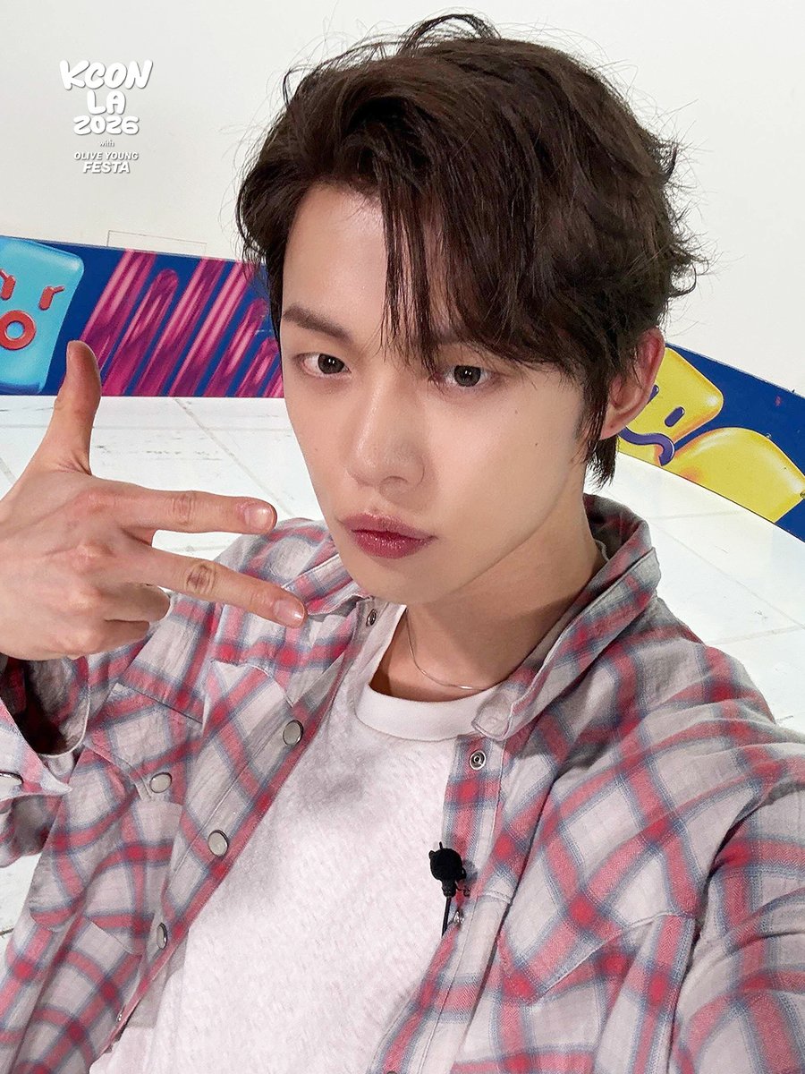 kconusa's tweet photo. [#KCONLA2026] #YEONJUN CHECK-IN REWARD for KCONer! 🎁

Dear MOA!
Love, YEONJUN💝

-
𝐆𝐄𝐓 𝐘𝐎𝐔𝐑 𝐓𝐈𝐂𝐊𝐄𝐓 𝐍𝐎𝐖!
🎟️ https://t.co/VTItSkDgzE

🔗Ticket Info
https://t.co/1wCSoXk3jr

-
KCON LA 2026
AUG 14-16
https://t.co/Tc1cN9ymrD Arena, LA Convention Center

Let’s #KCON https://t.co/e7rGajJtgu