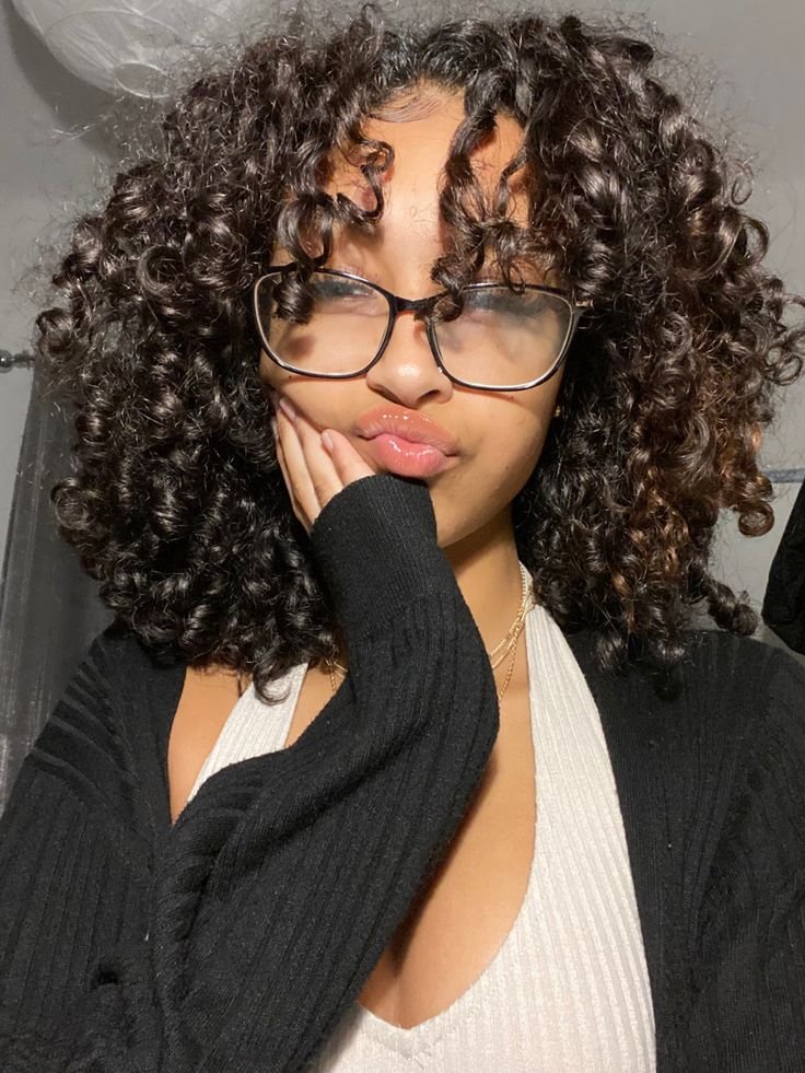 miabudwr's tweet photo. I’m ready to show up fully , to listen, to support, to grow alongside you, and to choose you every day. I’m not perfect, but I’m sincere, kind, and deeply invested in creating a relationship that feels safe, exciting, and true. https://t.co/ytImOnb7GY